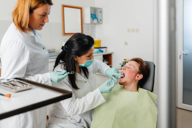 Best After-Hours Emergency Dentist in Old River Winfree, TX